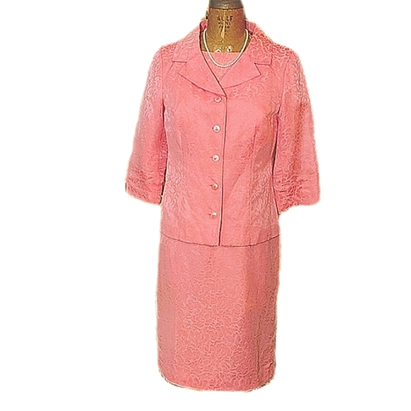 Talbots old lady looking pink silk suit - Picture 1 of 14